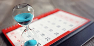 calendar with hour glass