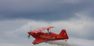 A plane with Oracle symbol